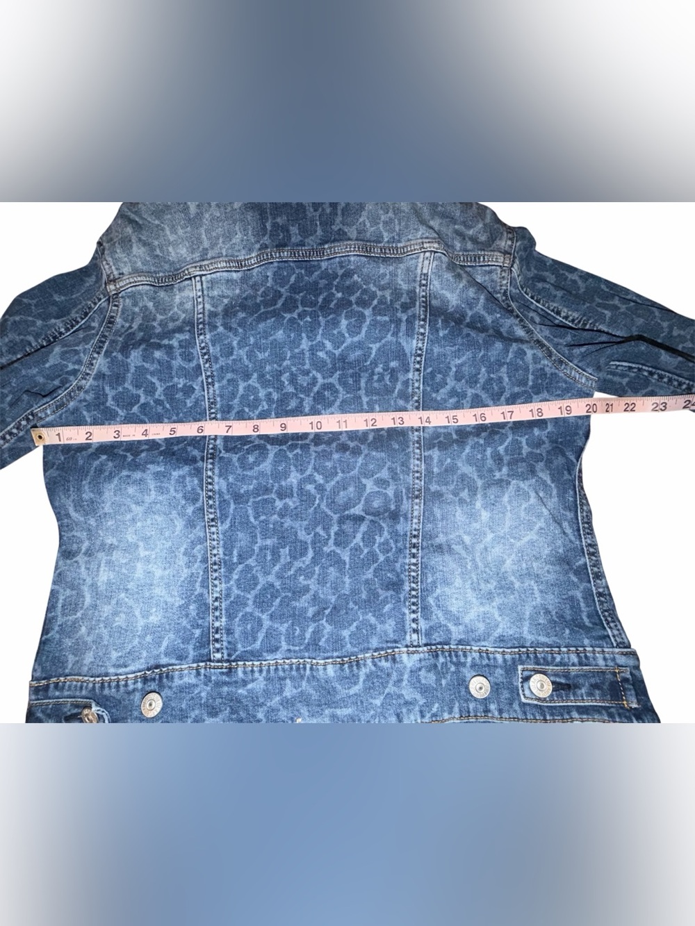 LuLaRoe “Harvey” Cheetah Print Light Wash Denim Cropped Jacket - Picture 8 of 10